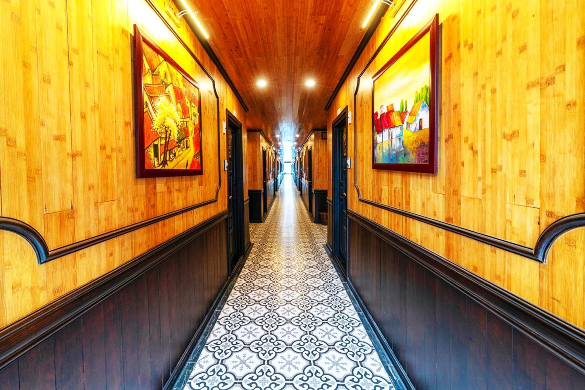 Arcady Boutique Cruise Hotel Ха Лонг Екстериор снимка