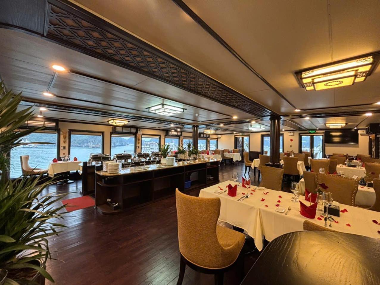 Arcady Boutique Cruise Hotel Ха Лонг Екстериор снимка